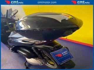HONDA SH 300 i usata 12