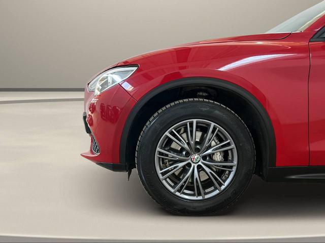ALFA ROMEO Stelvio usata, con Sensore di luce