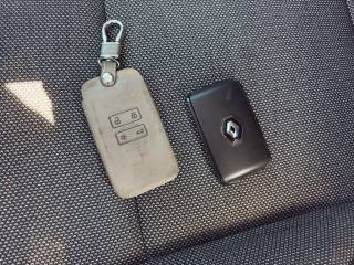RENAULT Captur usata, con Autoradio digitale