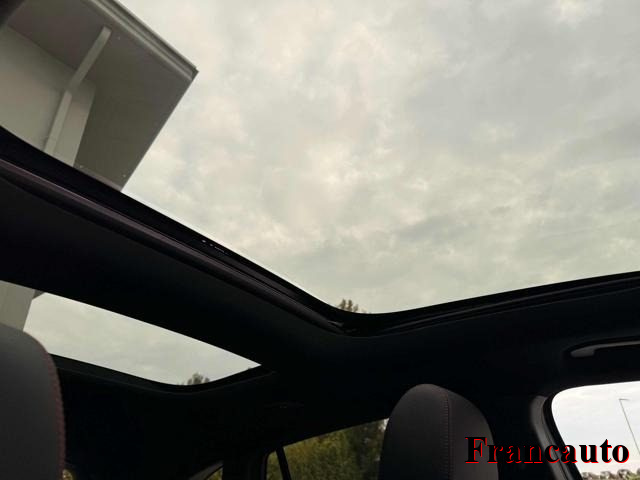 MERCEDES-BENZ GLA 200 usata, con ESP