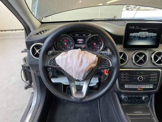 MERCEDES-BENZ GLA 180 usata, con Servosterzo