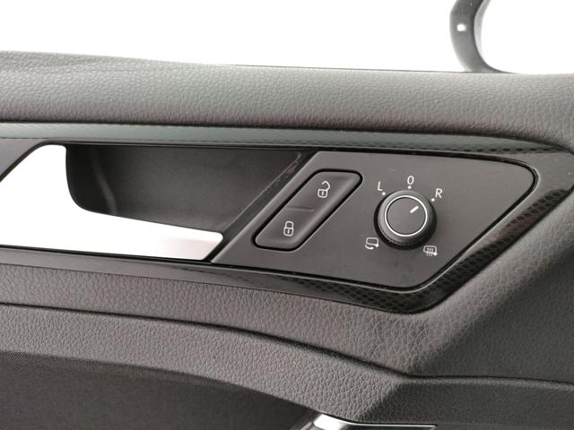 VOLKSWAGEN Golf usata, con Boardcomputer