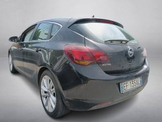 OPEL Astra usata, con Airbag laterali