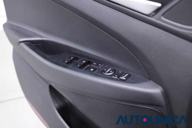 HYUNDAI Tucson usata, con Specchietti laterali elettrici
