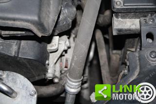 VOLKSWAGEN Golf usata, con Airbag testa