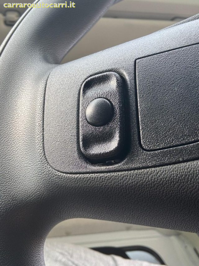 TOYOTA Proace Max usata, con Autoradio digitale