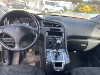 PEUGEOT 5008 usata 6