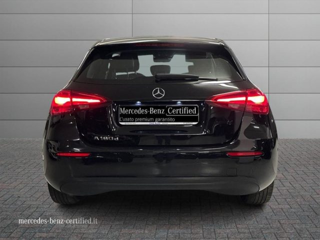 MERCEDES-BENZ A 180 usata, con Alzacristalli elettrici