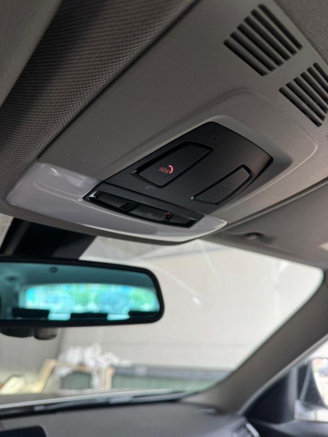 BMW 318 usata, con Sistema di navigazione