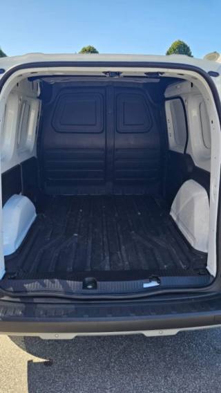 NISSAN Townstar usata, con Riconoscimento dei segnali stradali