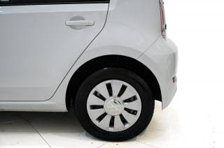 VOLKSWAGEN up! usata 25