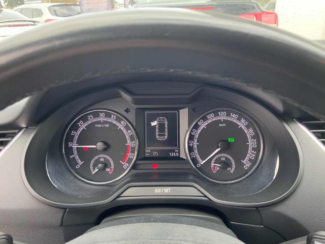 SKODA Octavia usata, con Park Distance Control