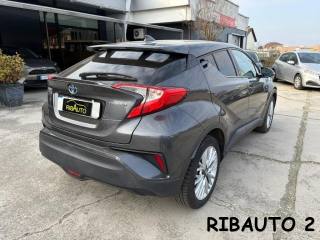 TOYOTA C-HR usata, con Volante in pelle