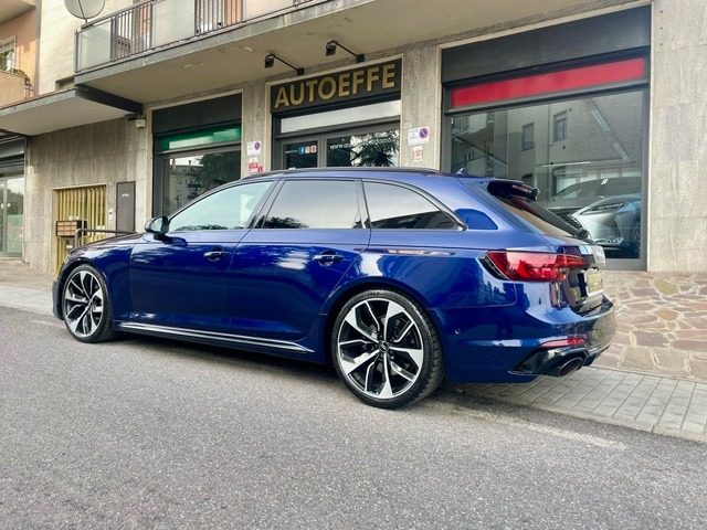 AUDI RS4 usata, con Airbag