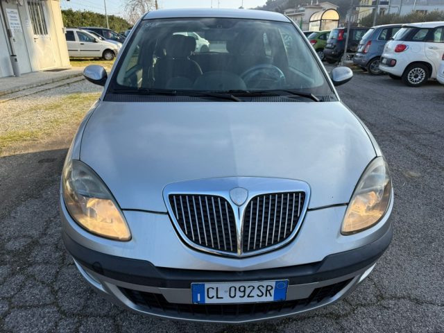 LANCIA Ypsilon usata, con Airbag