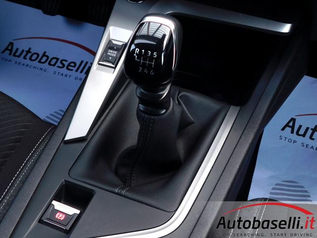 PEUGEOT 308 usata, con Autoradio digitale