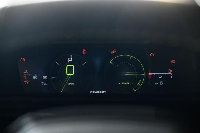 PEUGEOT 308 usata, con Park Distance Control