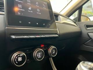RENAULT Captur usata, con Cruise Control