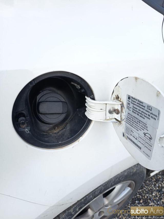 VOLKSWAGEN Polo usata, con Sedile posteriore sdoppiato