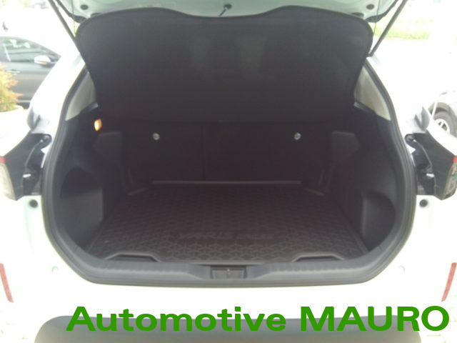 TOYOTA Yaris Cross usata, con Specchietti laterali elettrici