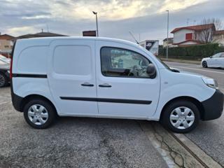 RENAULT Kangoo usata, con Autoradio