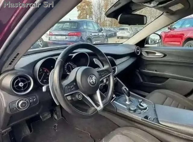 ALFA ROMEO Giulia usata, con Autoradio
