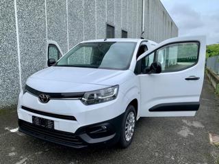 TOYOTA Proace City usata, con Autoradio