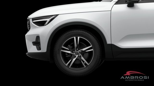 VOLVO XC40 usata 8