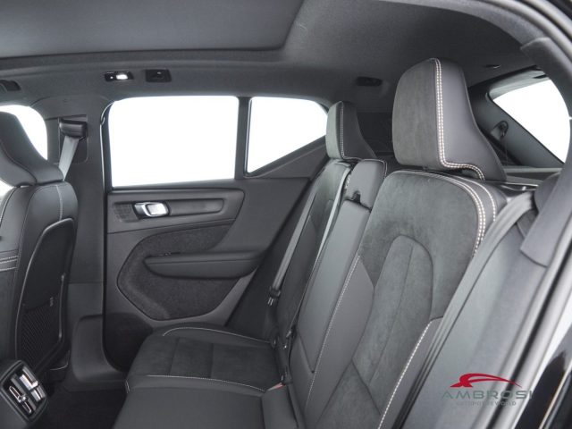 VOLVO XC40 usata 9