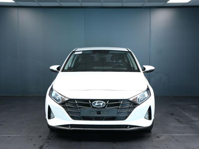 HYUNDAI i20 usata, con Airbag