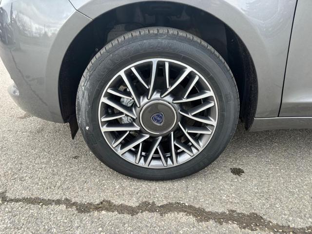 LANCIA Ypsilon usata, con Controllo trazione