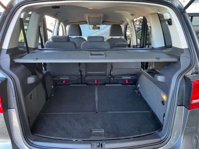 VOLKSWAGEN Touran usata 35