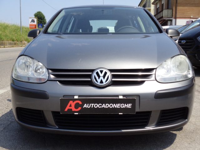 VOLKSWAGEN Golf usata, con Autoradio