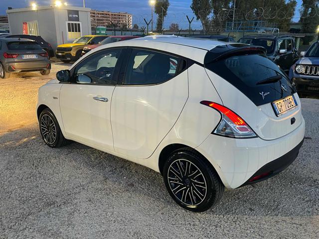 LANCIA Ypsilon usata, con Controllo trazione