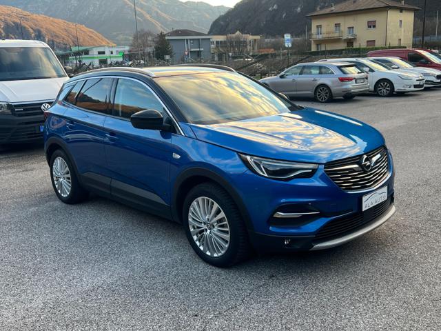 OPEL Grandland X usata, con Airbag