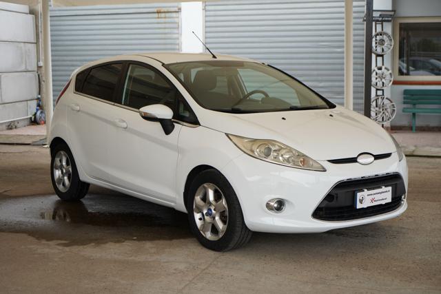 FORD Fiesta usata, con Alzacristalli elettrici