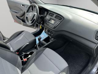 HYUNDAI i20 usata, con ESP