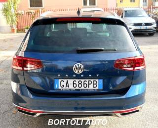 VOLKSWAGEN Passat Variant usata, con Airbag Passeggero
