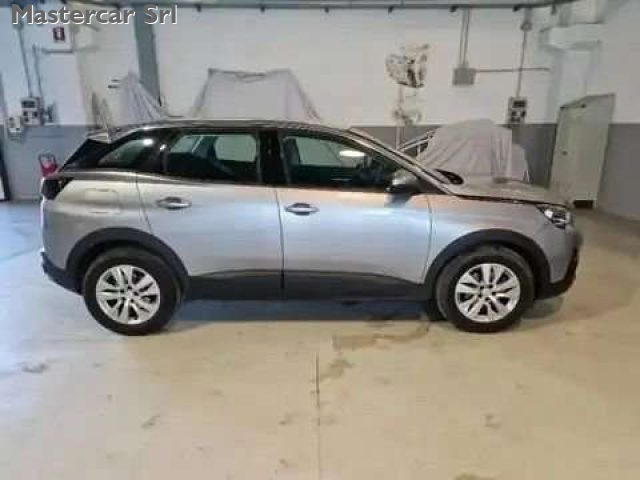 PEUGEOT 3008 usata, con Airbag laterali