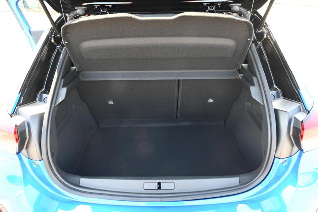 OPEL Corsa usata, con Climatizzatore
