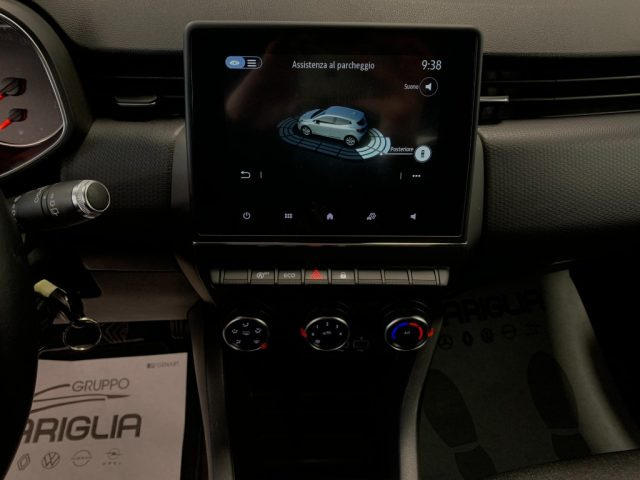 RENAULT Clio usata, con Sistema di navigazione