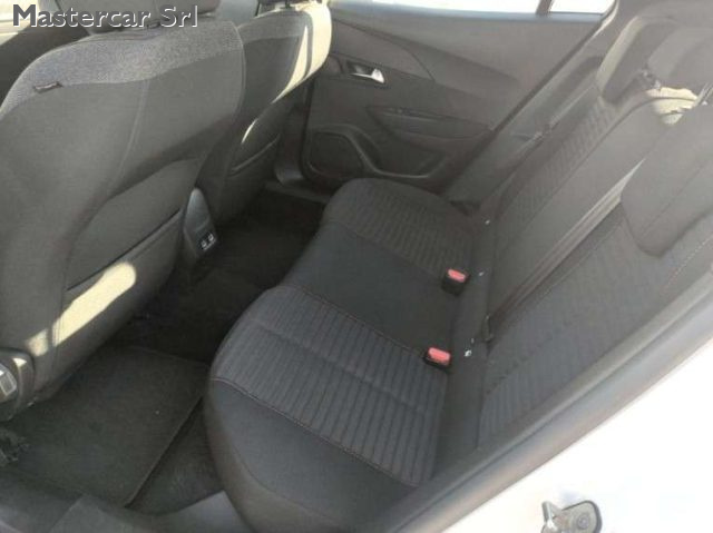 PEUGEOT 2008 usata, con Chiusura centralizzata