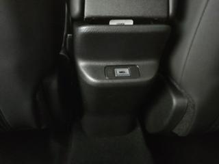 JEEP Avenger usata, con USB