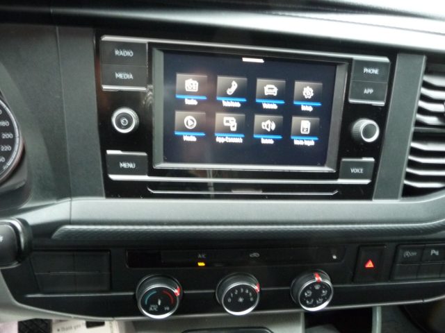 VOLKSWAGEN Transporter usata, con USB