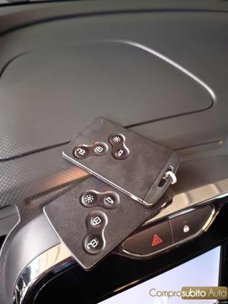RENAULT Captur usata, con Cruise Control