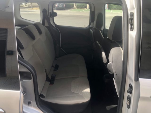FORD Tourneo Courier usata, con Chiusura centralizzata