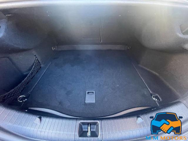 MERCEDES-BENZ CLA 200 usata, con Vivavoce