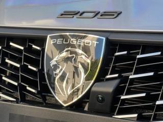 PEUGEOT 208 usata, con Volante in pelle
