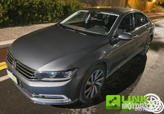 VOLKSWAGEN Passat usata 37
