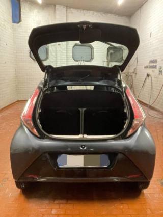 TOYOTA Aygo usata, con Vivavoce